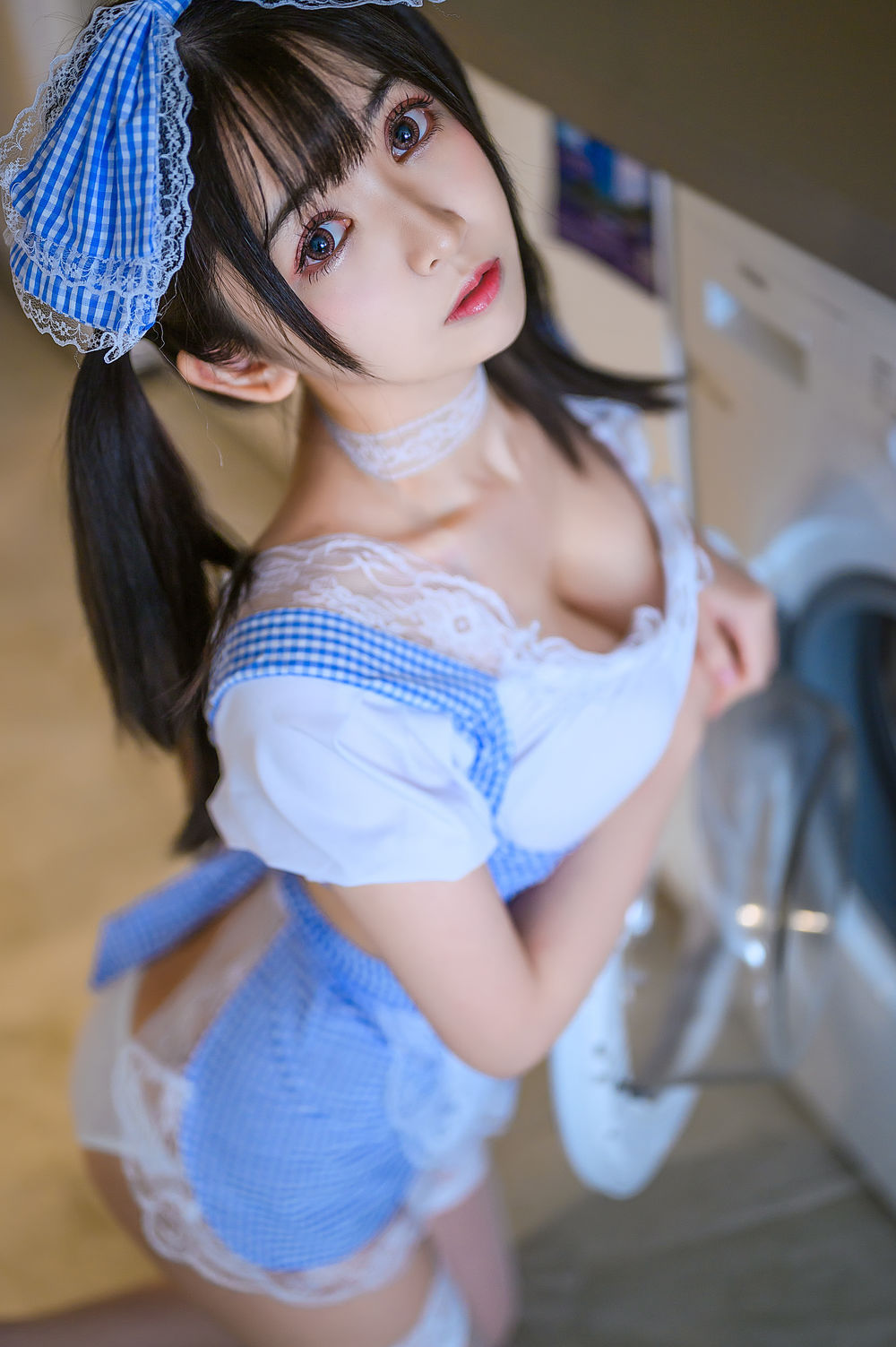 鳗鱼霏儿No.084-蕾丝女仆 [32P]