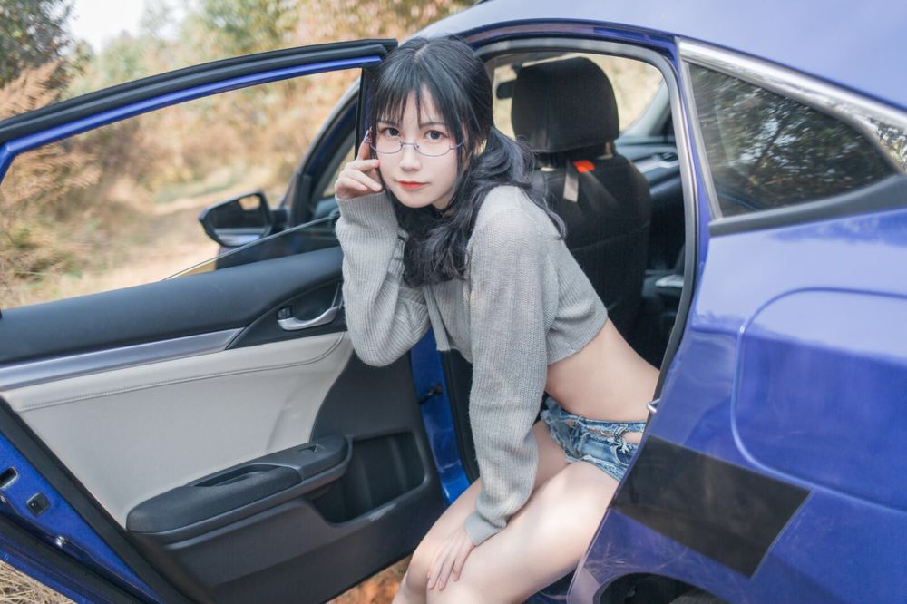 枸名(逐月su)No.005-贩卖写真 7套 – 车内篇 [45P]