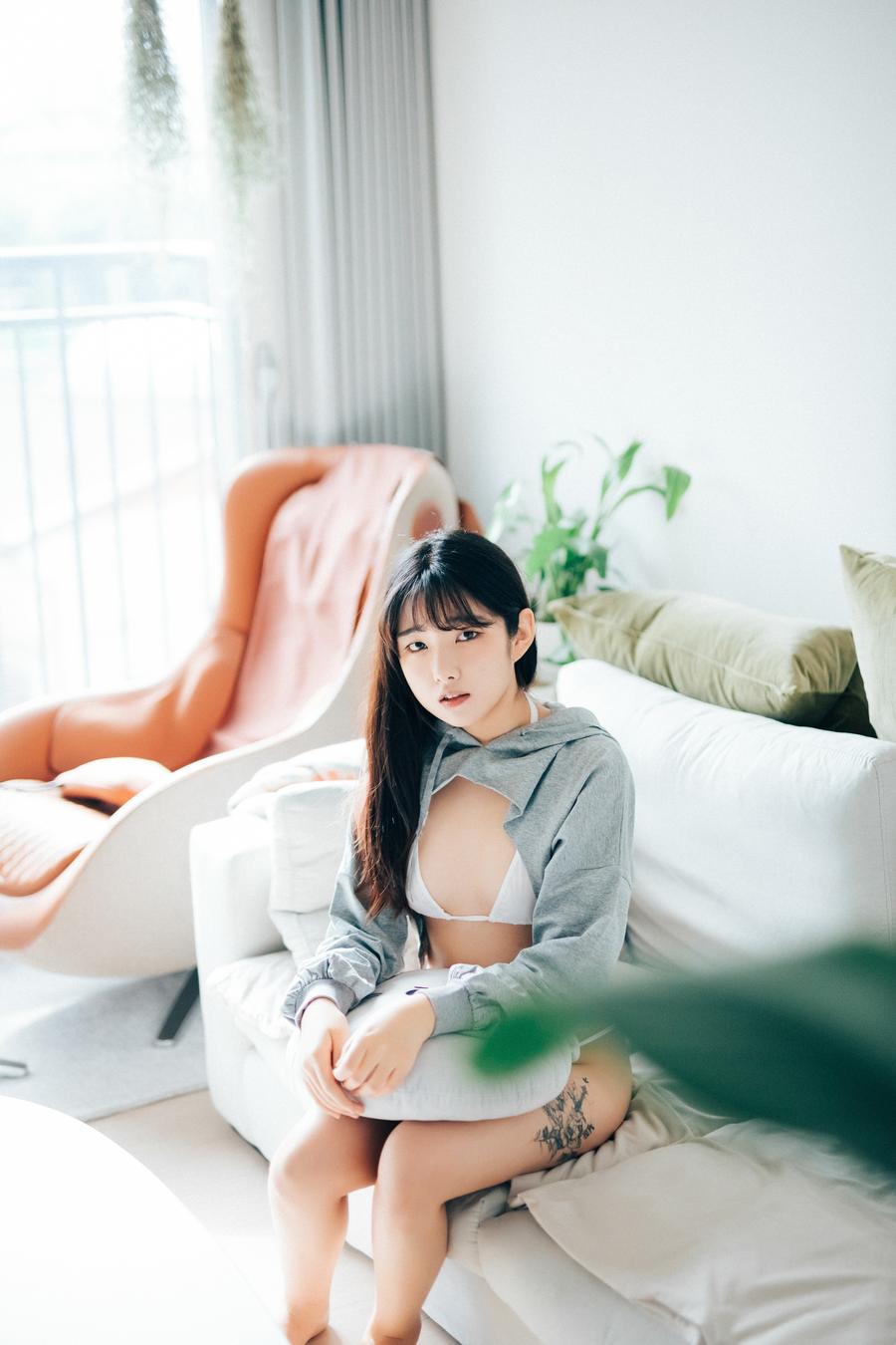 No.033-[Loozy] Date at home [111P]-飞图屋